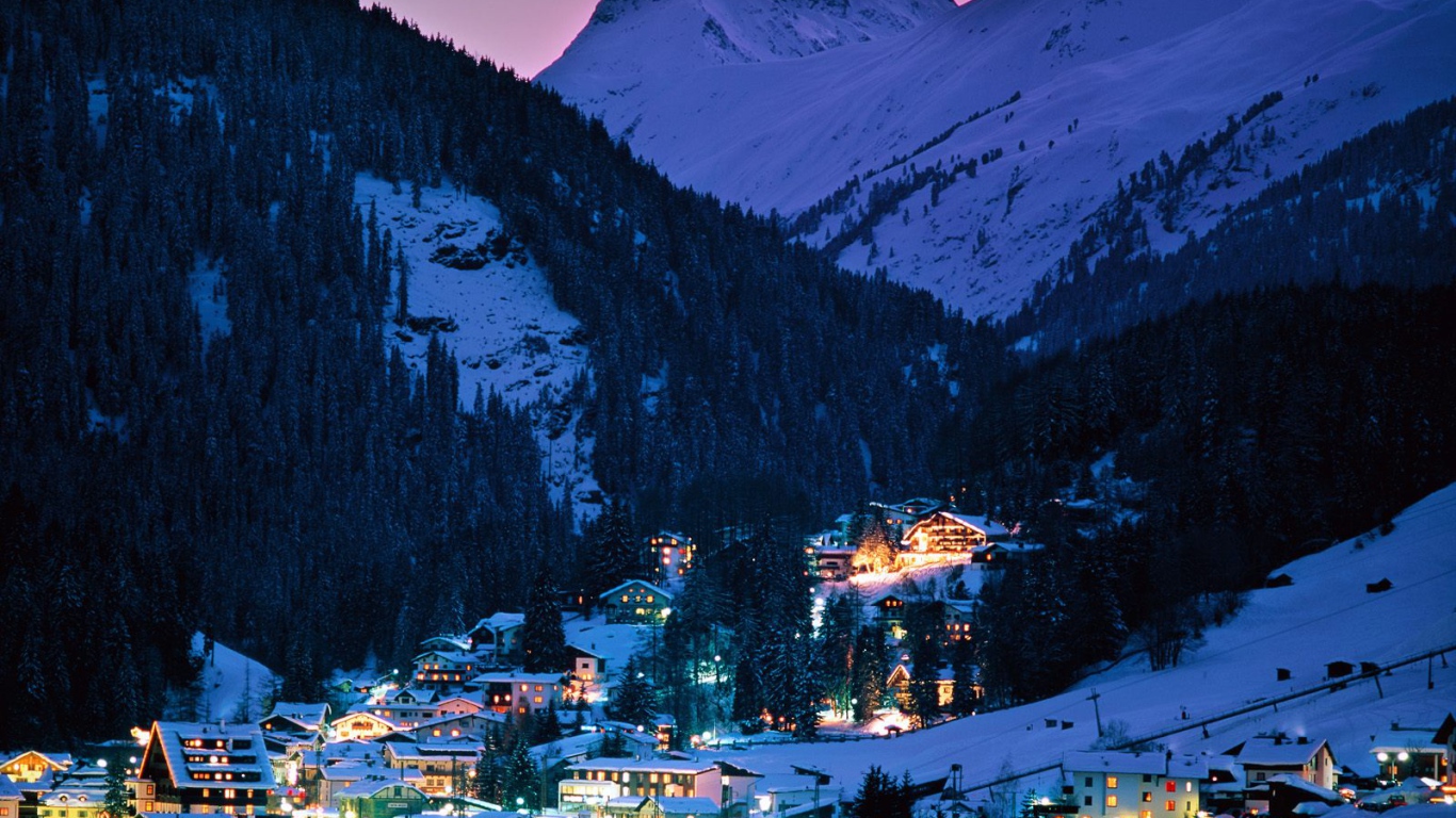 Св.  Антон в Arlberg, Тироль, Австрия