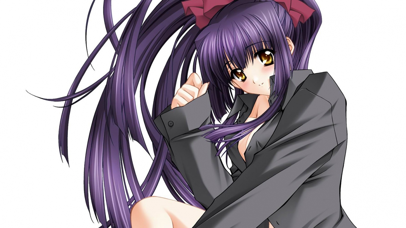 Девушка в костюме