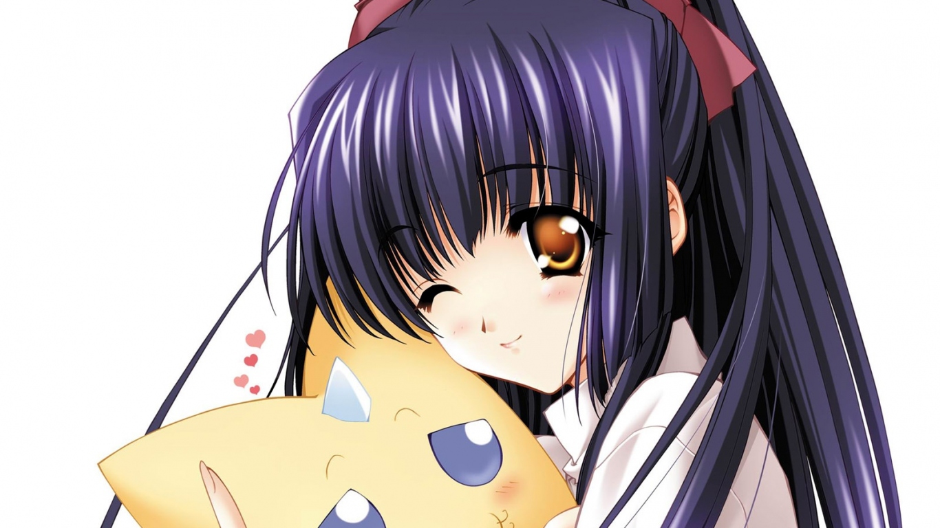 Милая девочка и зверек