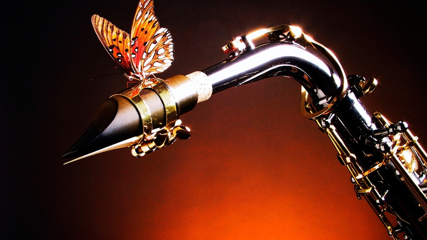 Саксофон и бабочка