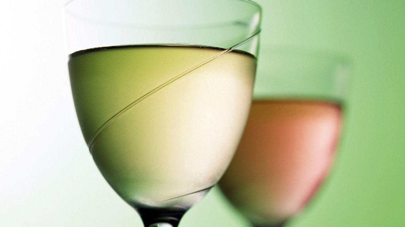 Бокалы вина