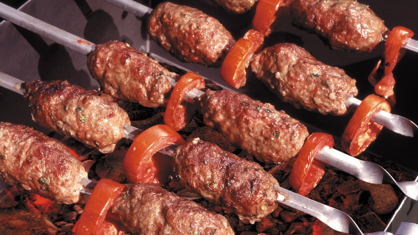 Шашлык с помидорами
