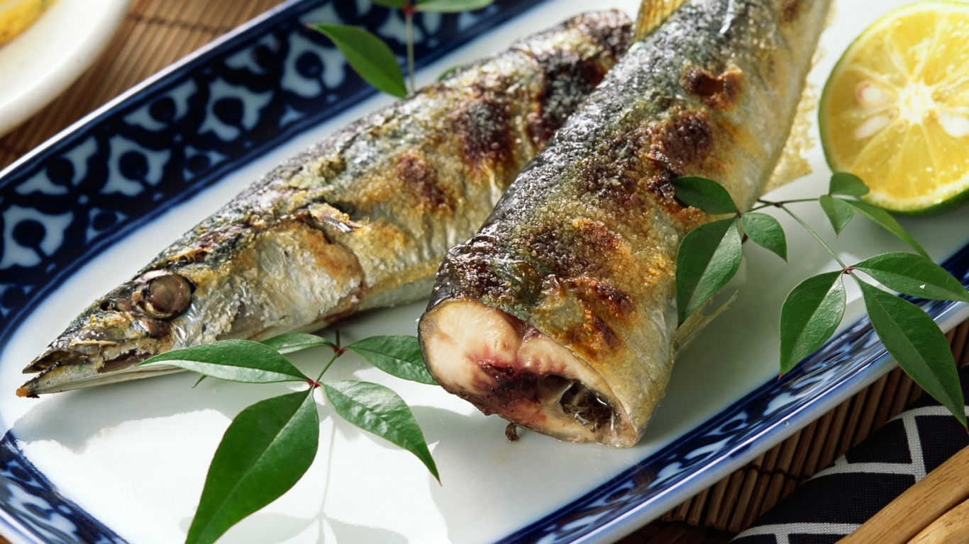 Вкусная рыбка на блюде