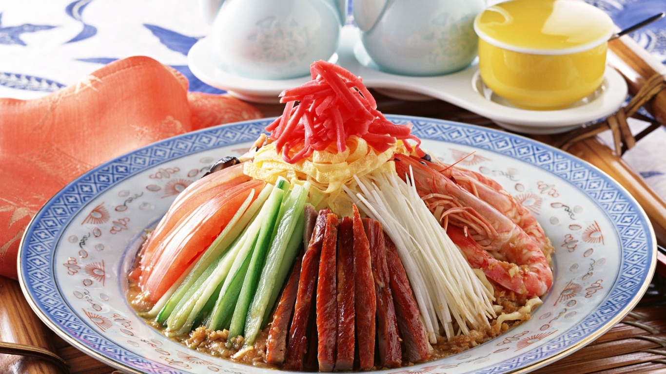 Мясо и креветки