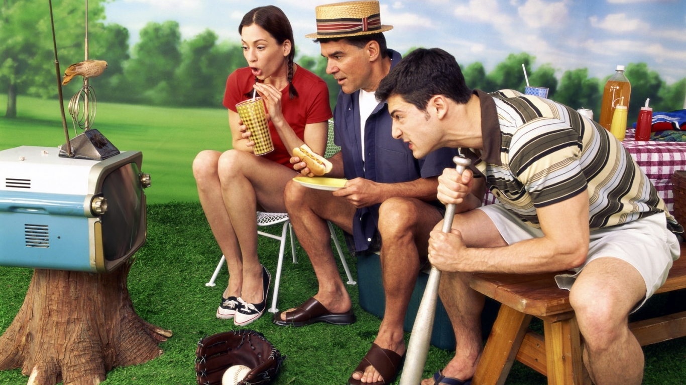 Развлечение у телевизора