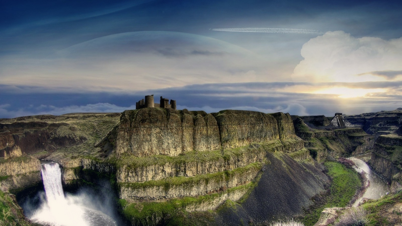 Замок на скале