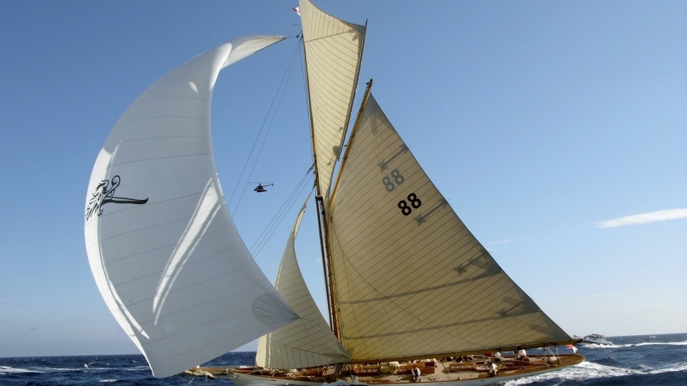 Гонка на яхте