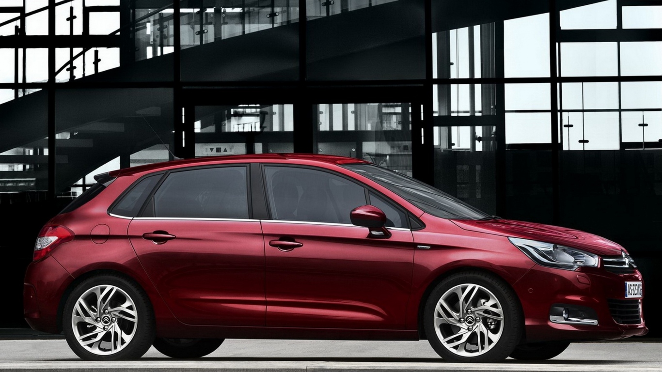 Стильный Ситроен С4