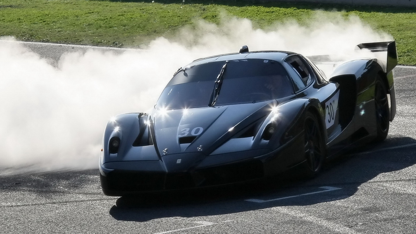 Феррари FXX на гонке