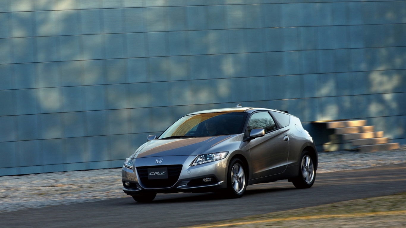 Хонда СR-Z в движении