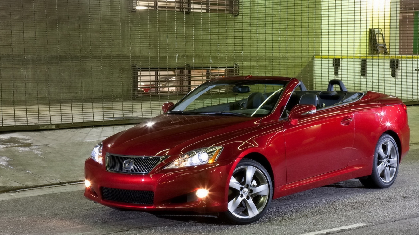 Лексус IS-350C в красном цвете