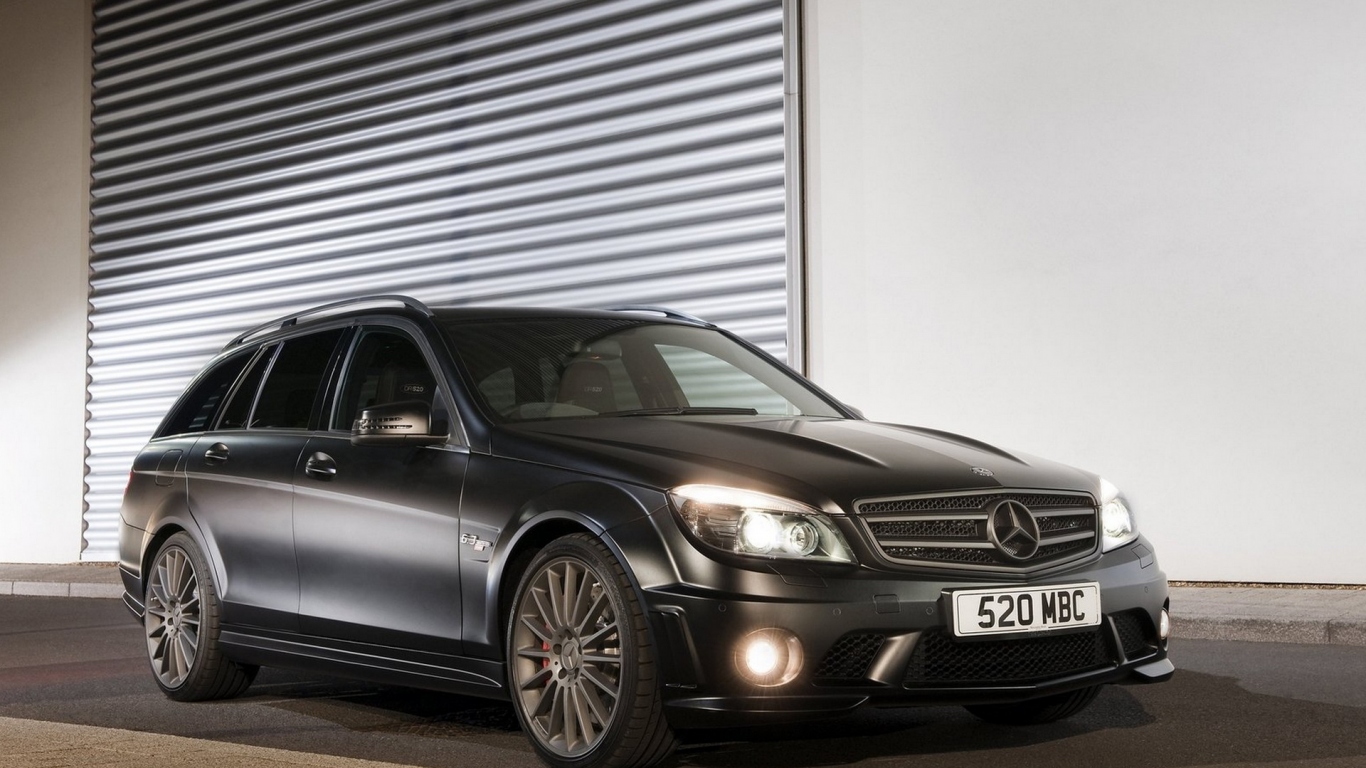 Mercedes-Benz-C-Class DR 520 2011