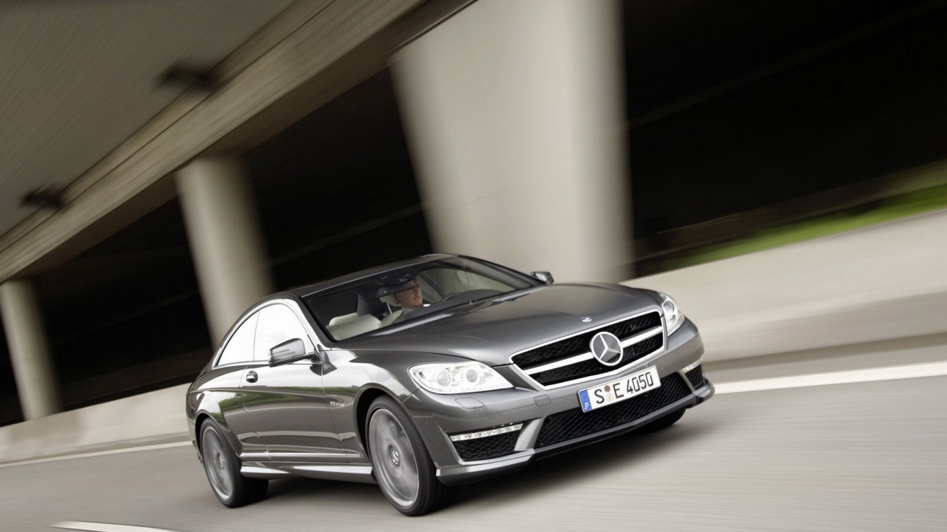 Мерседес Бенц CL63 AMG