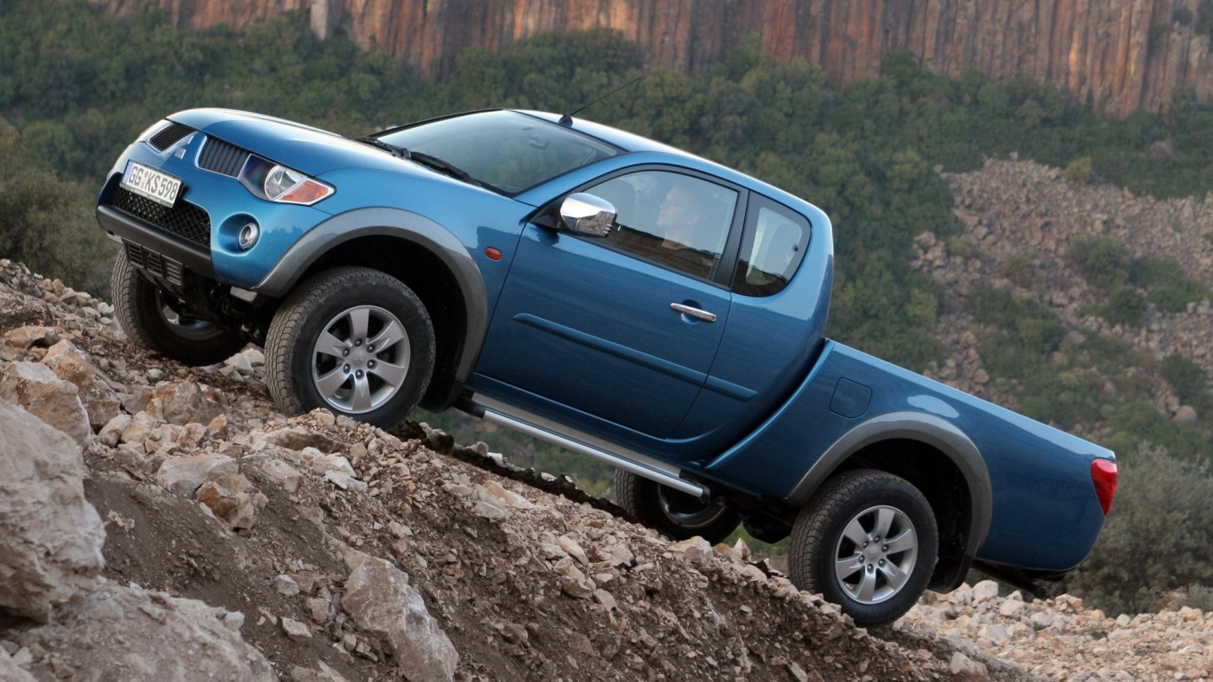 пикап Митцубиси L200