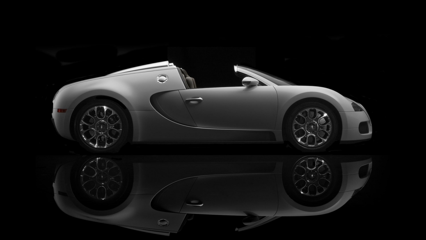 Авто на черном фоне