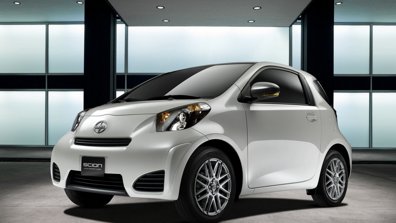 Scion iQ