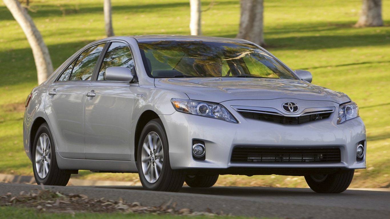 Тойота Камри Гибрид