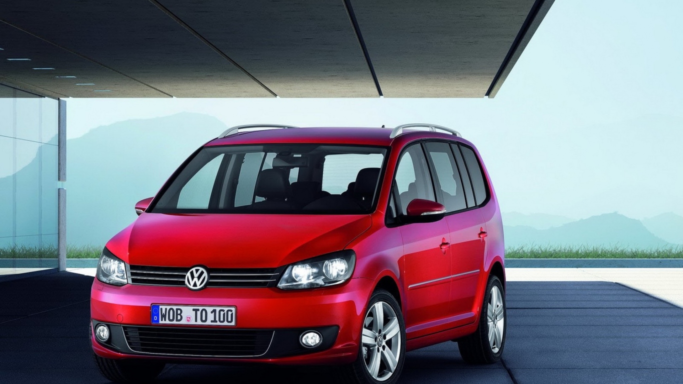 Волксваген  Тоуран