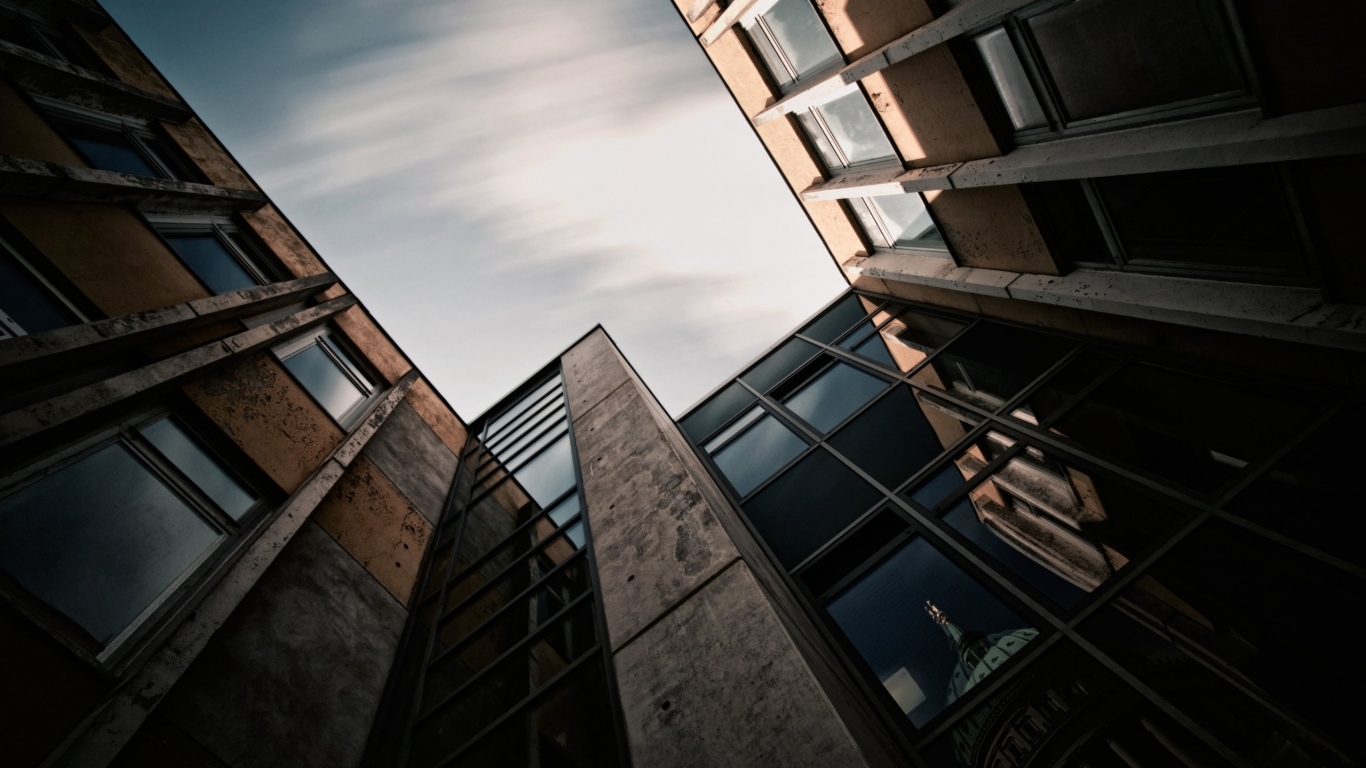 Городской двор