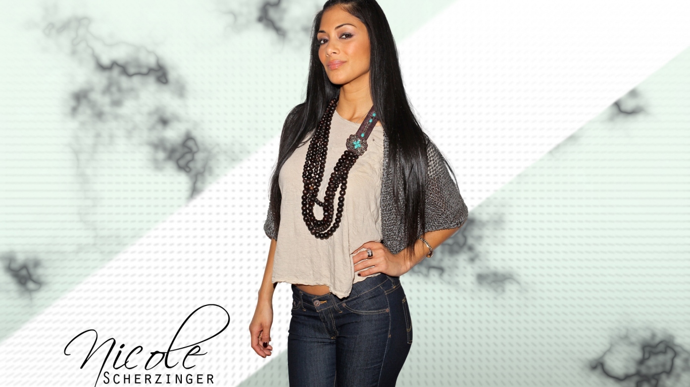 Красивая Николь Шерзингер