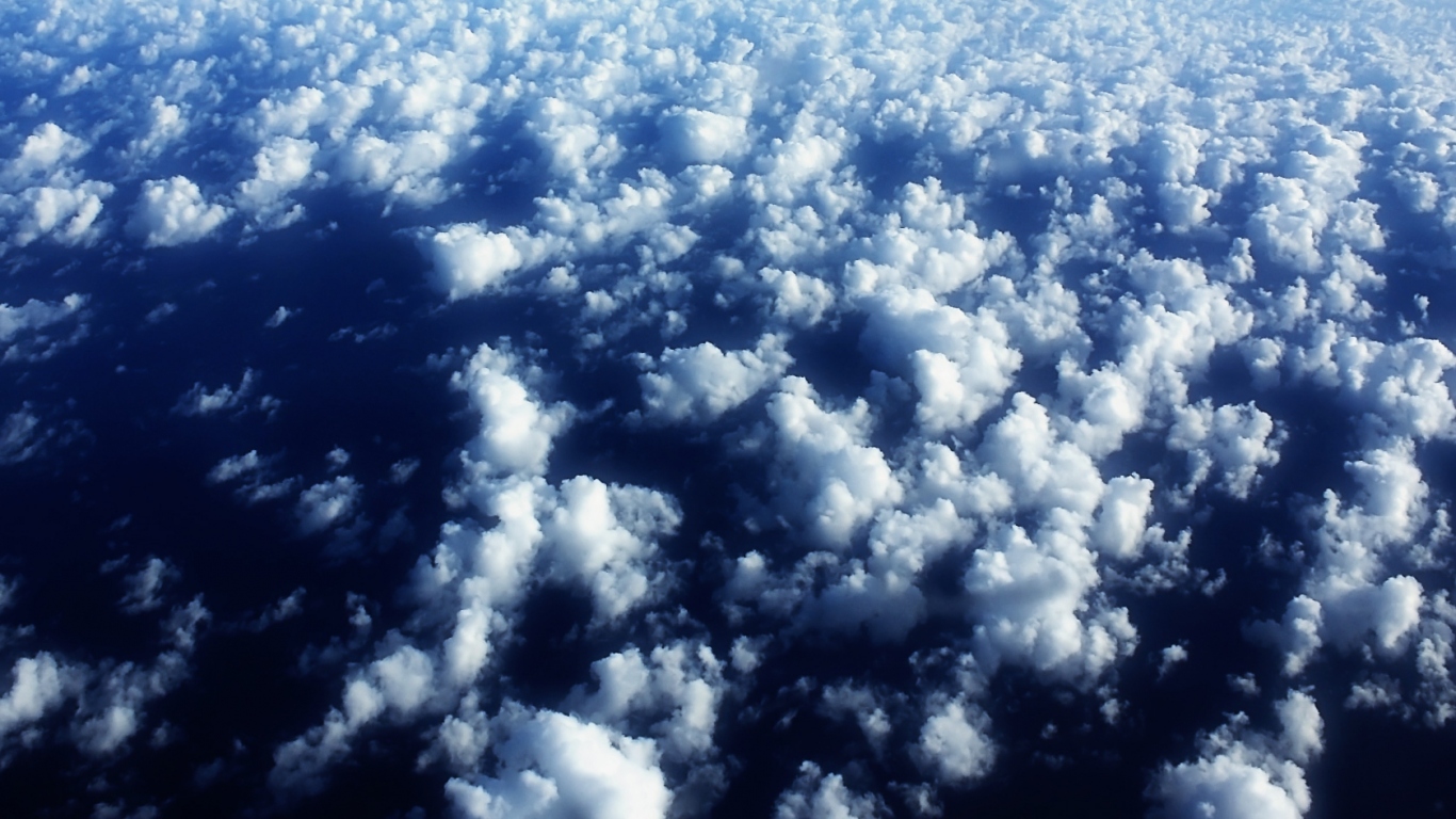 Полет над облаками