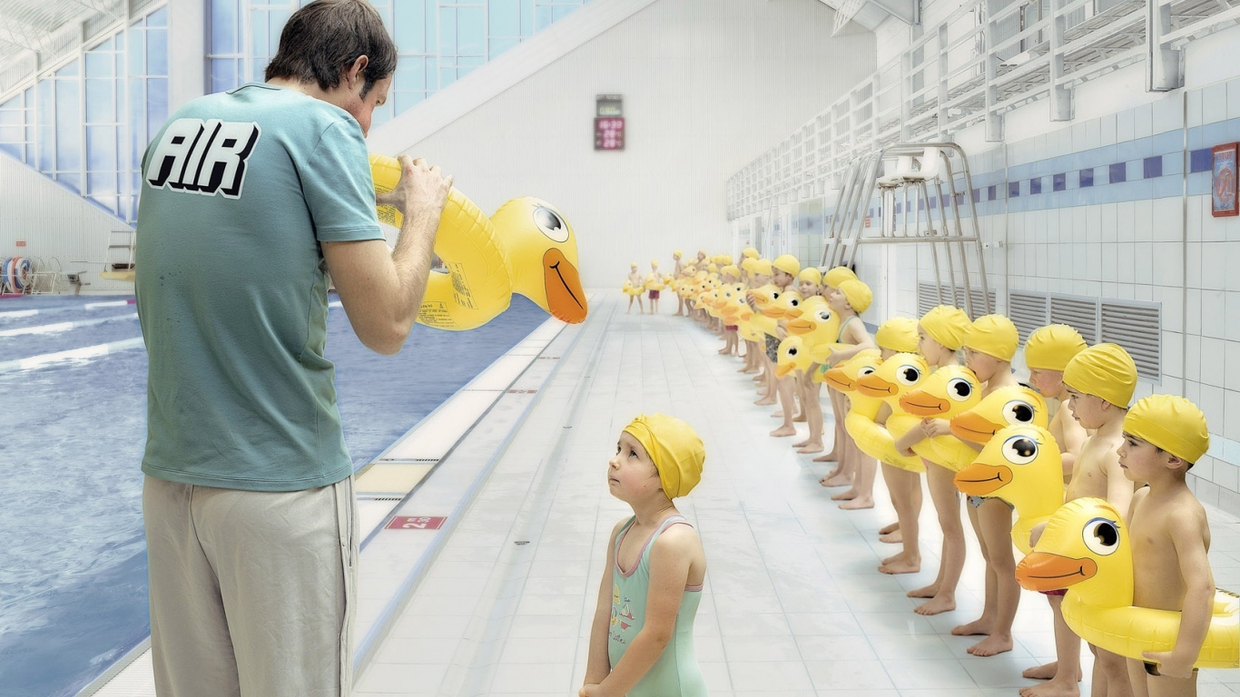 На уроке плавания