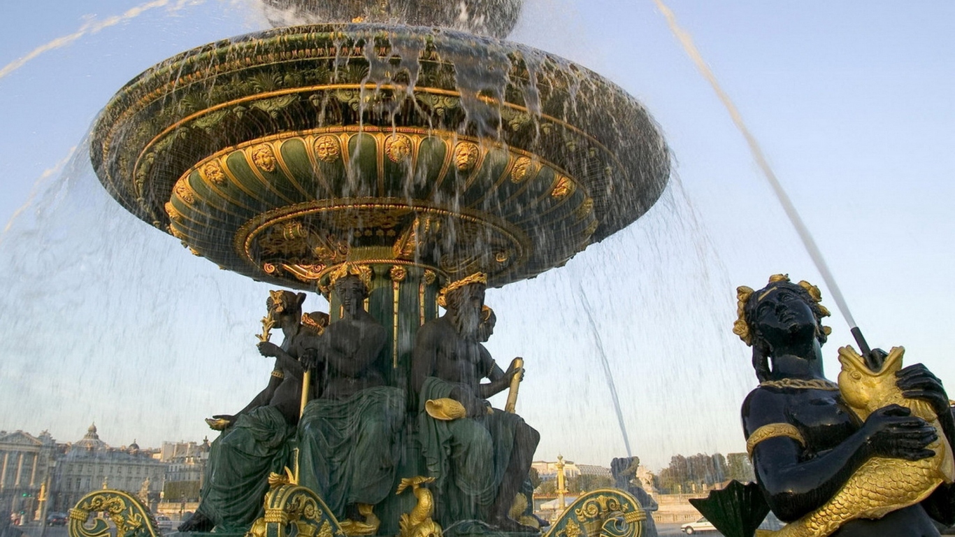 Париж, фонтан на Площади Согласия