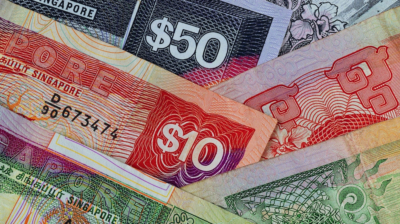 Сингапурские доллары