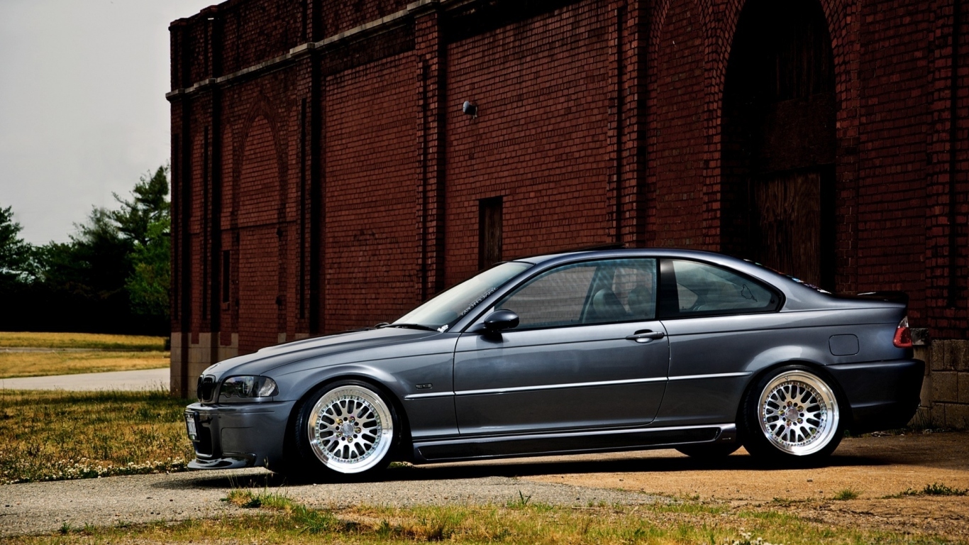 BMW 330i