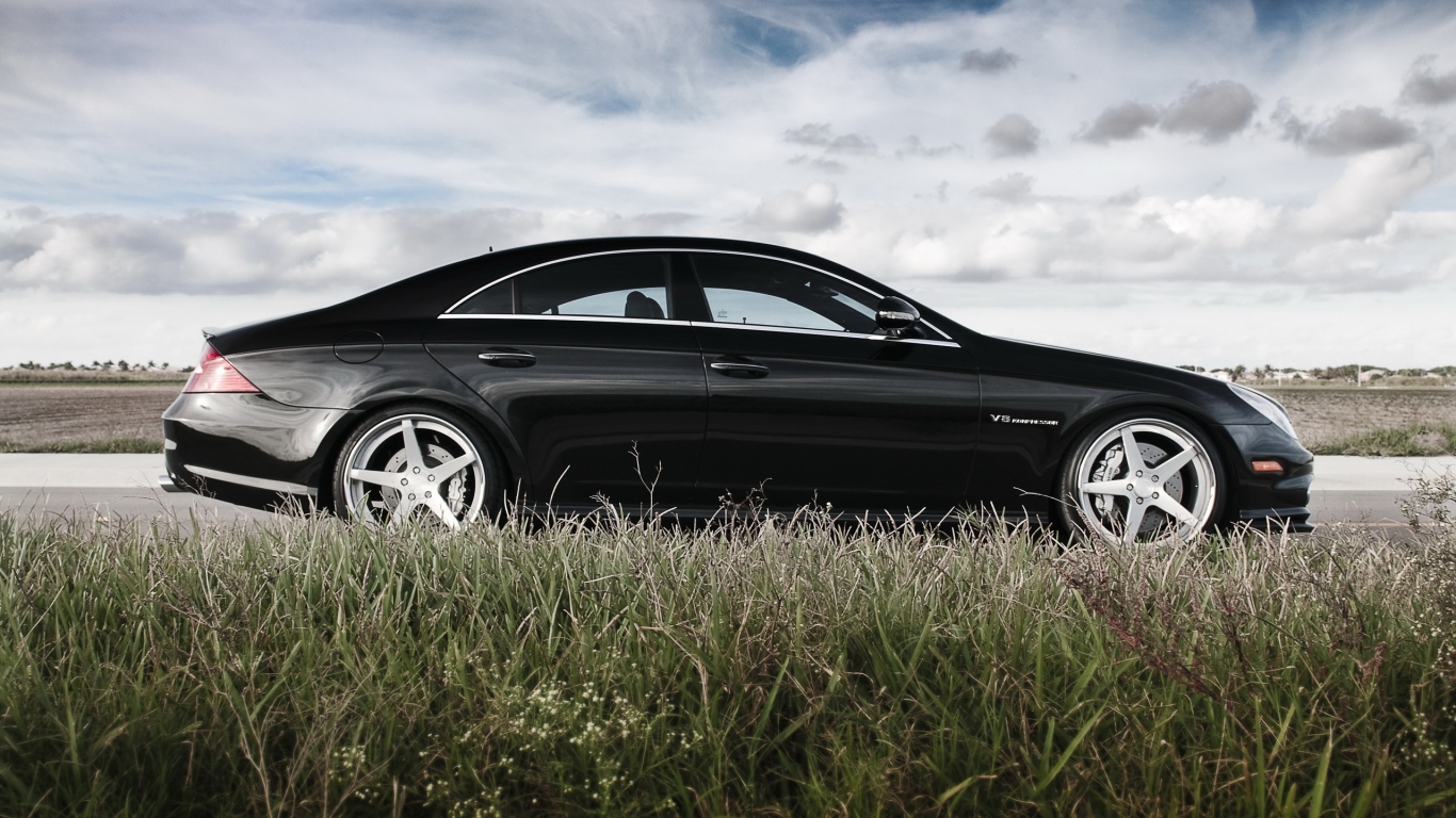 Mercedes-Benz-CLS63 AMG