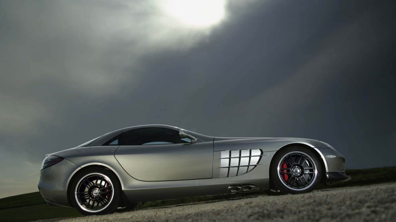 Mercedes Benz Mclaren SLR