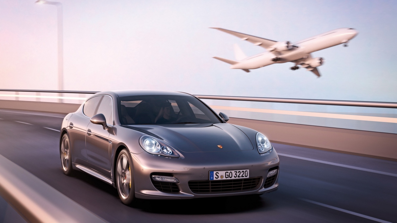 Porsche-Panamera-Turbo-S