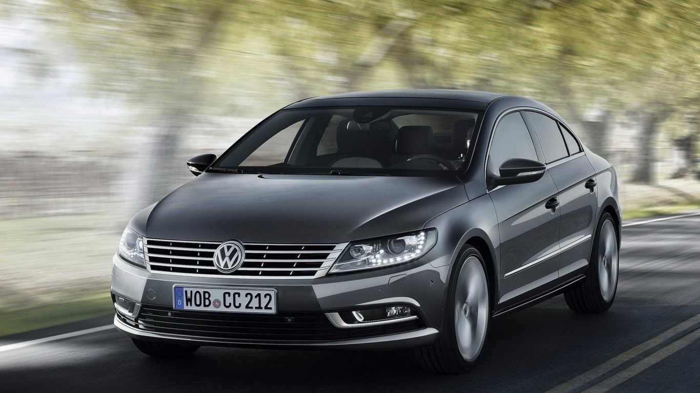Volkswagen-Passat CC в движении