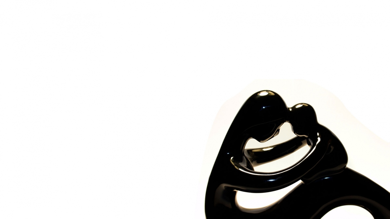 Статуя матери и ребенка