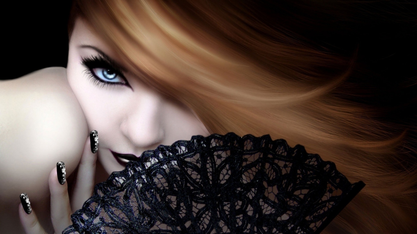 Девушка с веером