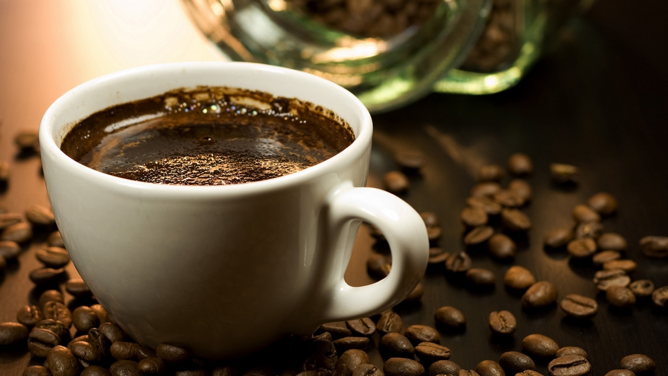 Чашка свежего кофе