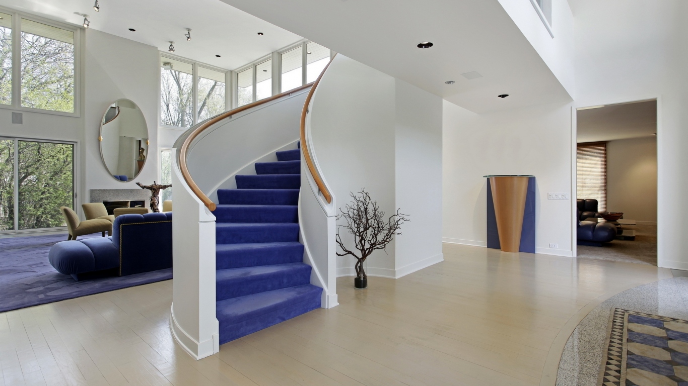 Лестница на второй этаж