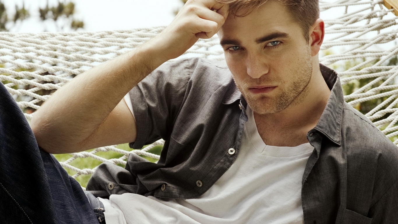 красавчик Robert-Pattinson