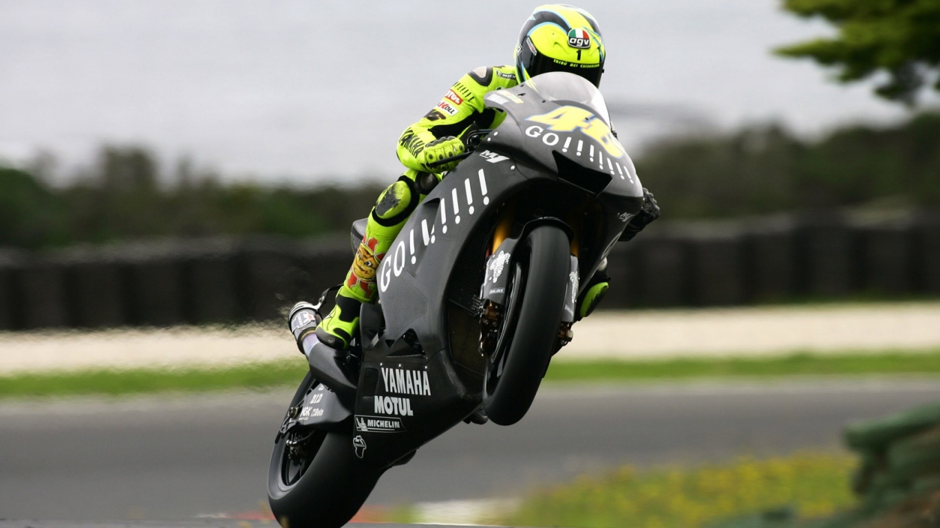 Спортивный мотобайк