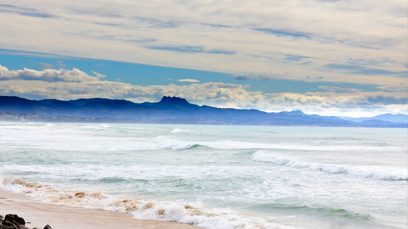 Песчанный пляж