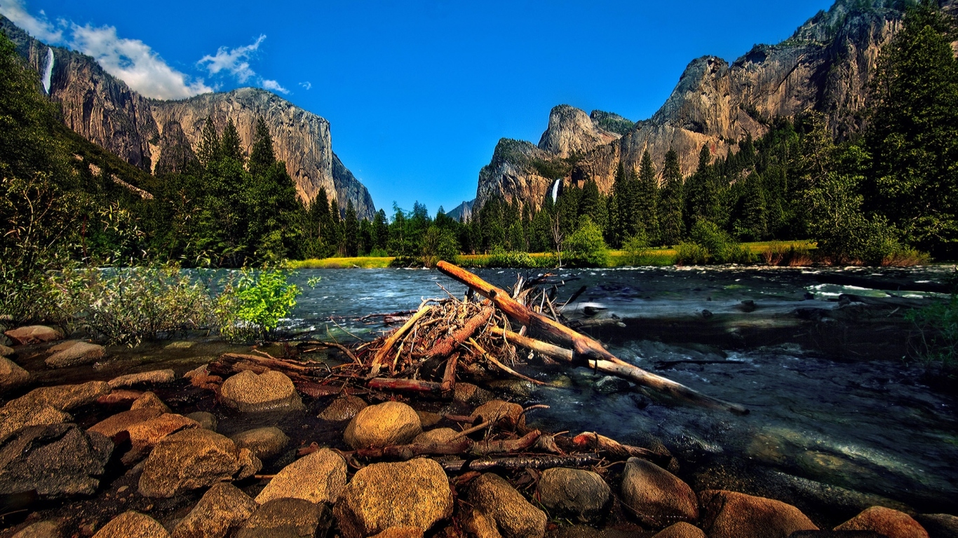 Горная река