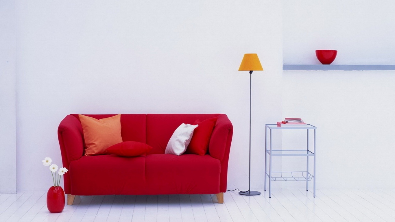 Красный диванчик