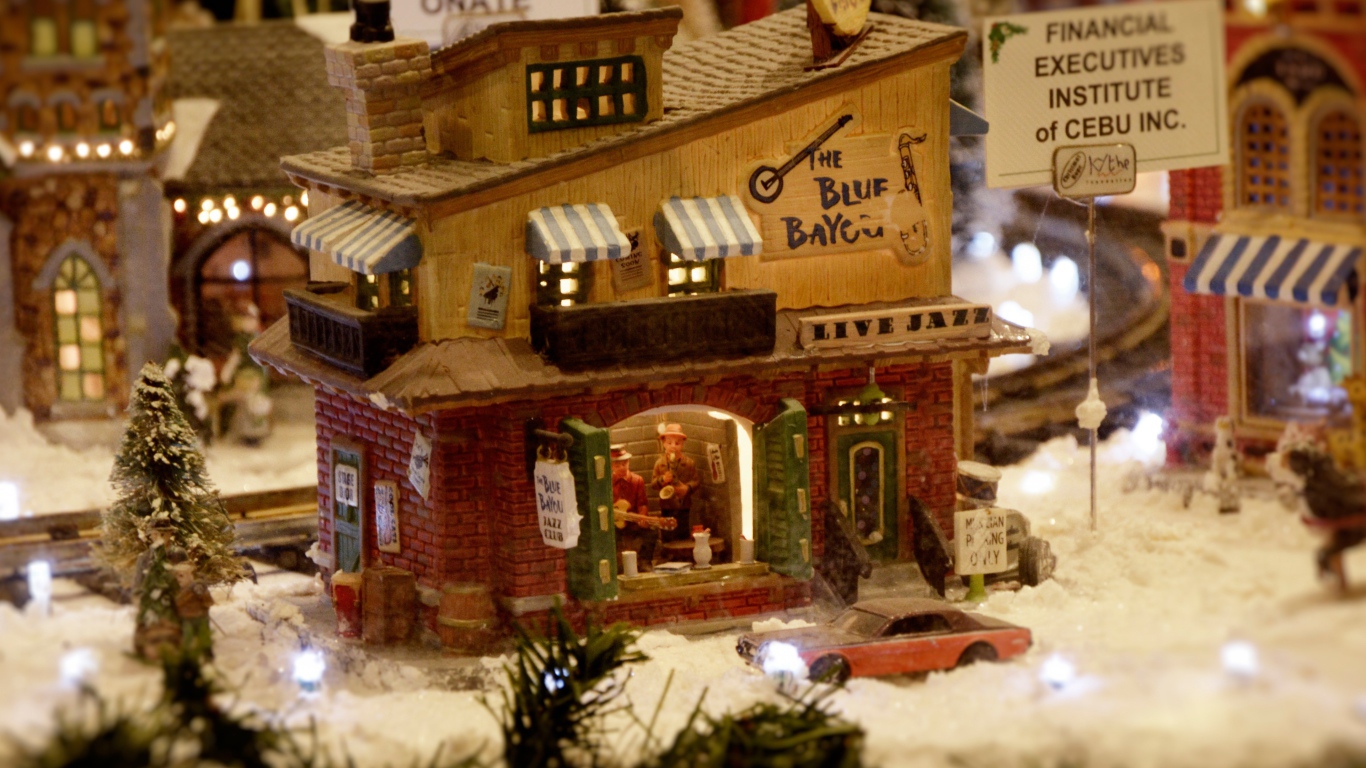 Игрушечный город зимой