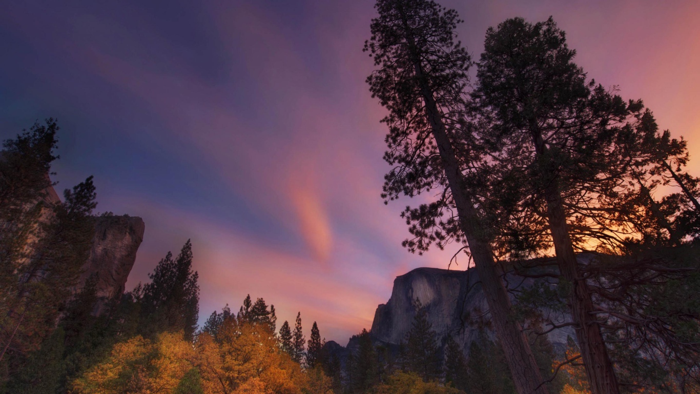 Восход солнца в Хаф-Доум 