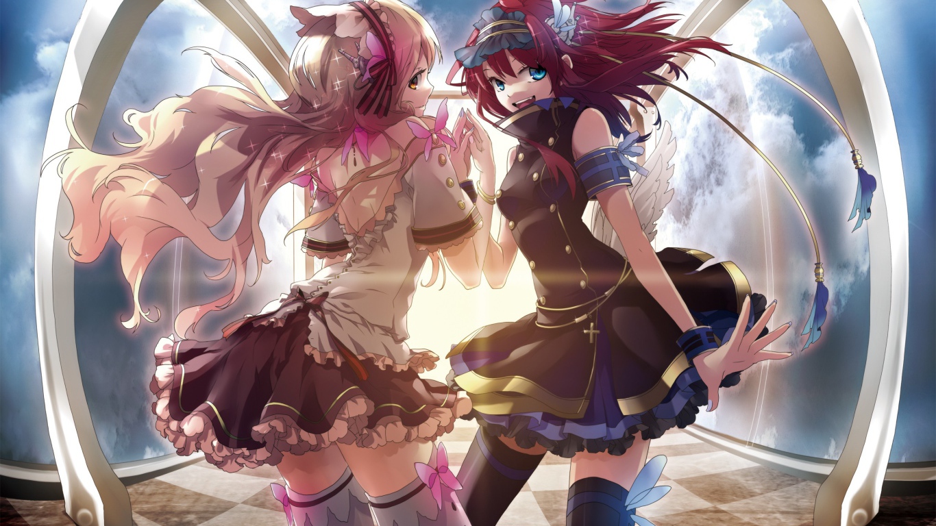 Девочки танцуют