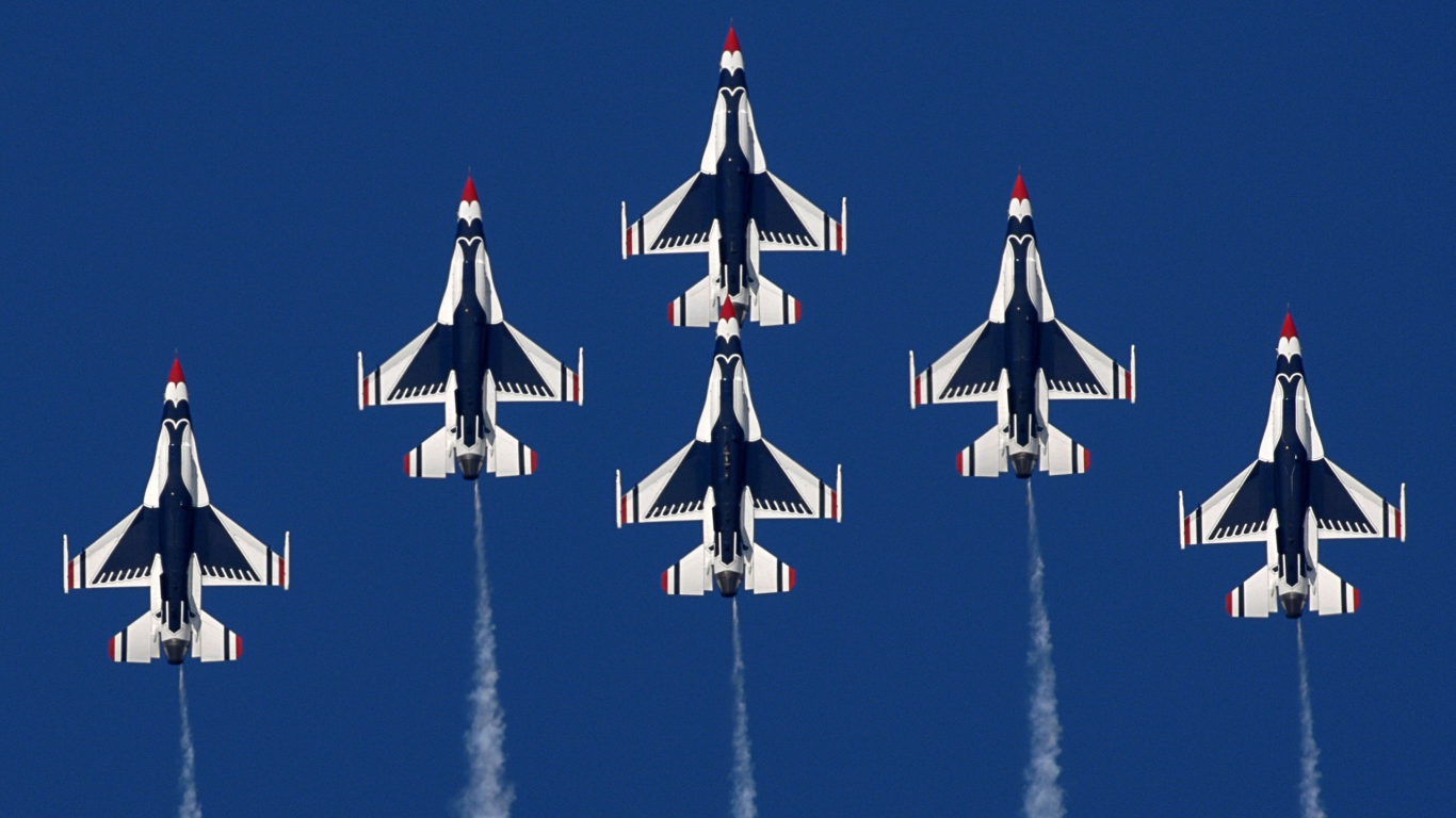 Самолеты F-16 Fighting Falcon