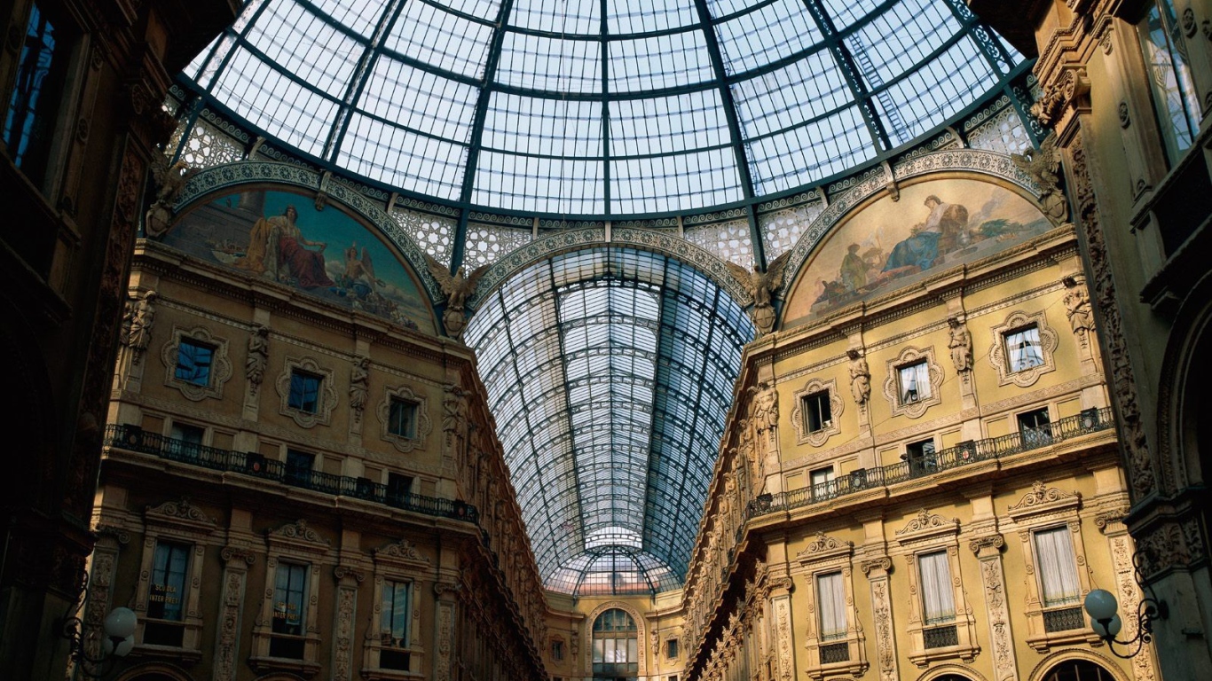 Итальянский собор под стеклянным куполом