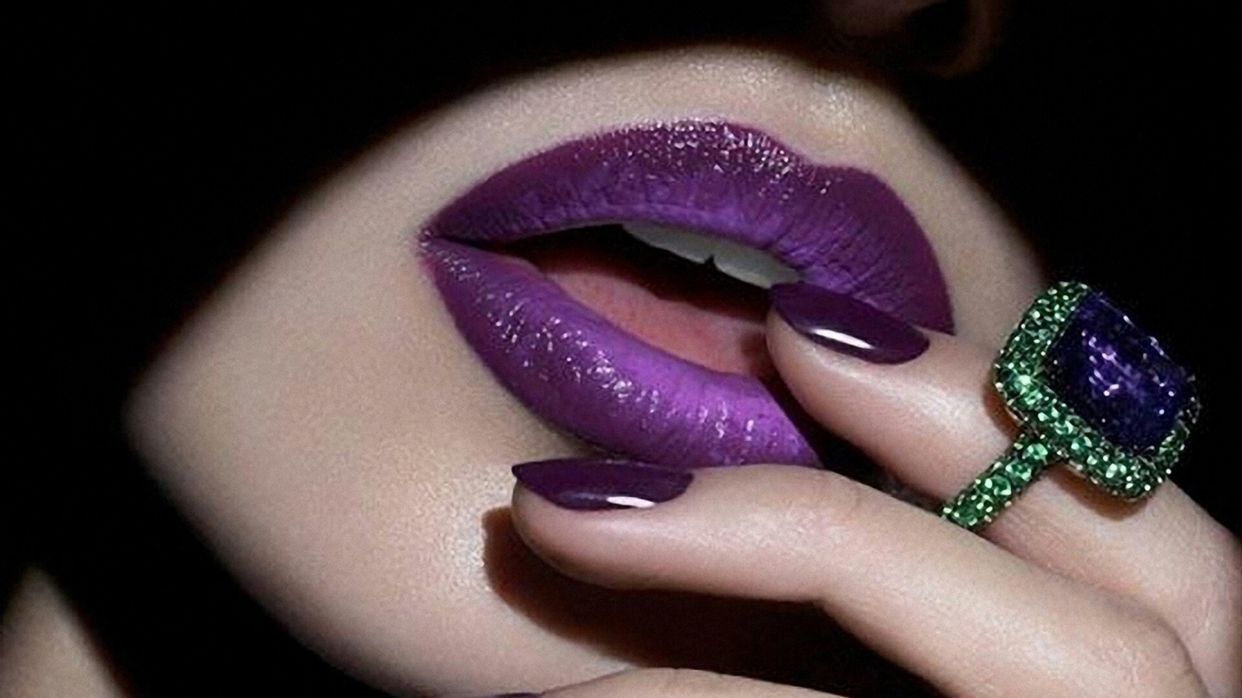 Сиреневый комплект