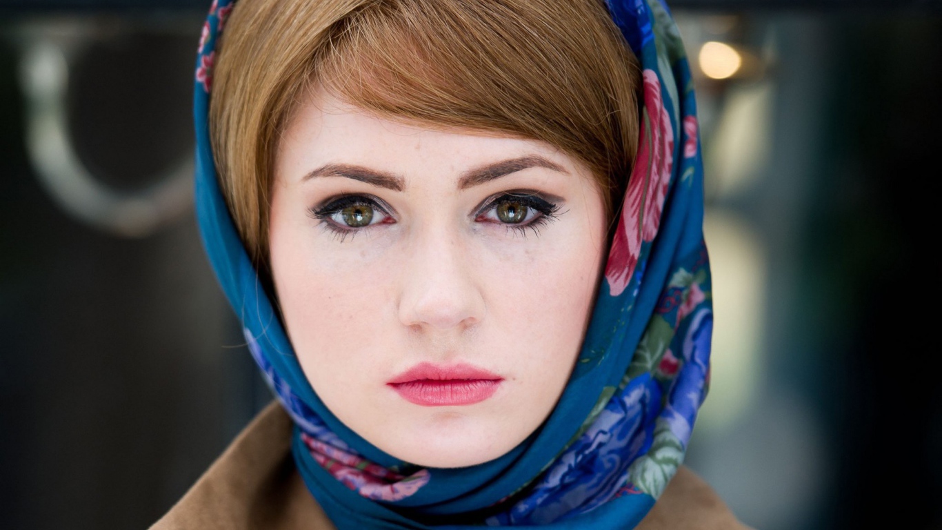 Актриса Карен Жиллан