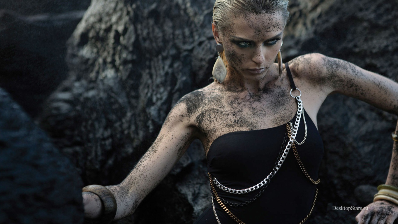 Модель Настя Кунская